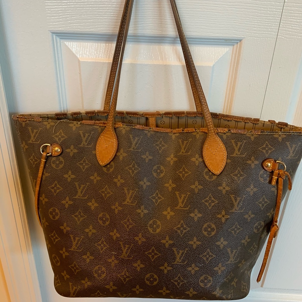Authentic Louis Vuitton Neverfull MM